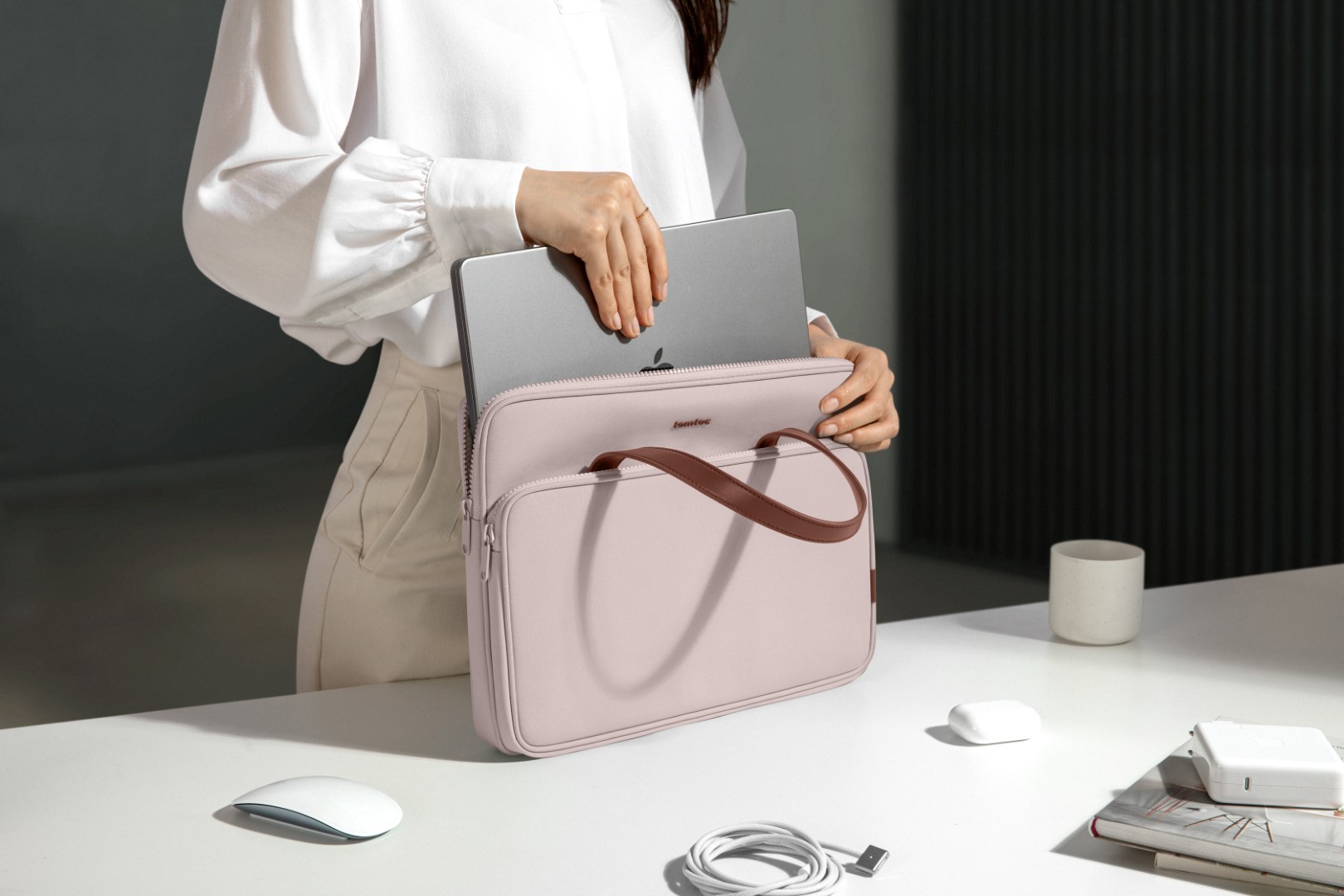 tui-chong-soc-tomtoc-h21-360-protective-laptop-13-inch-tomtoc-viet-nam-16